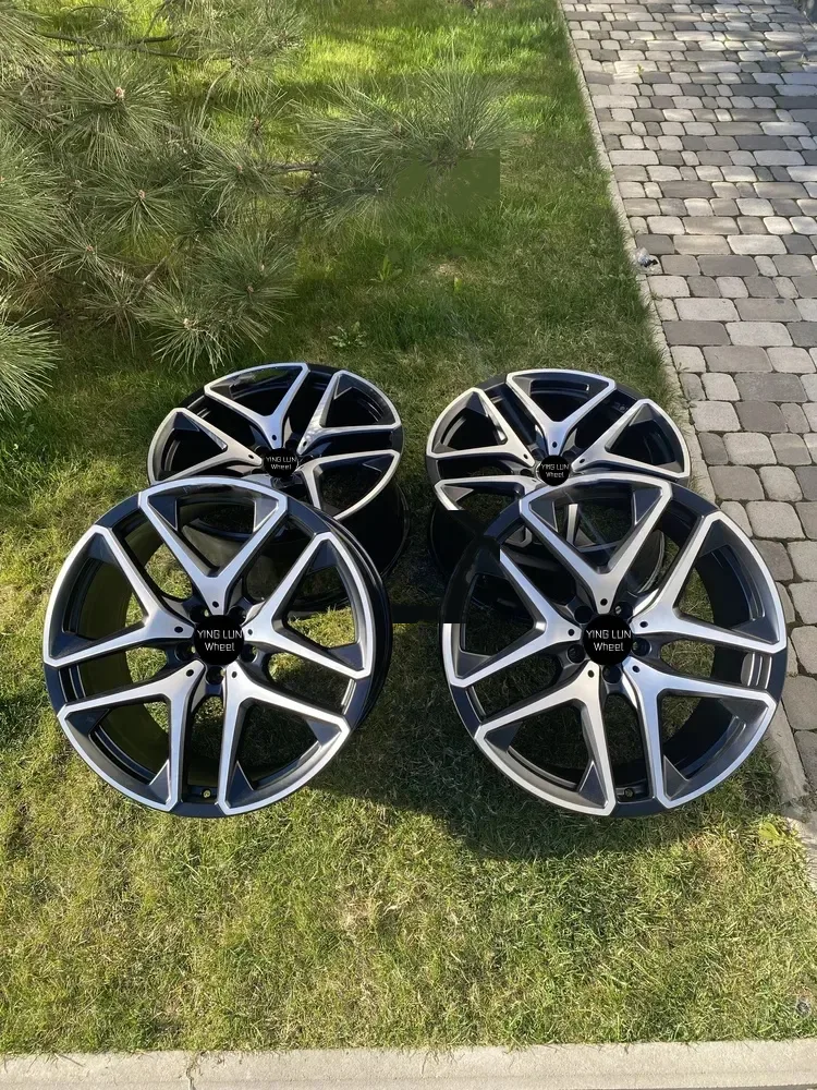 21 Inch 5x112 Cast Aluminum Wheel — 21"  ·  5x112  ·  cast