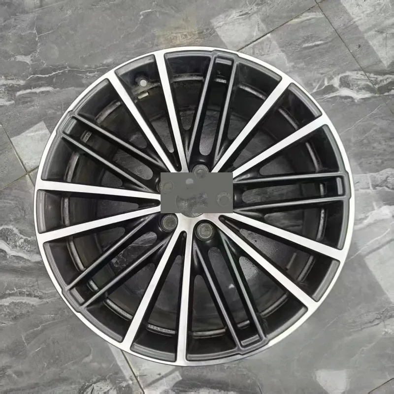 Multi Spoke Aluminum Alloy Wheel — 16–20"  ·  5x100  ·  cast