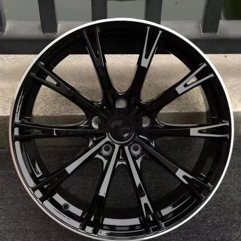 Multi Spoke Alloy Wheel 18-22 inch 5x114.3 — 18–22"  ·  5x114.3  ·  cast
