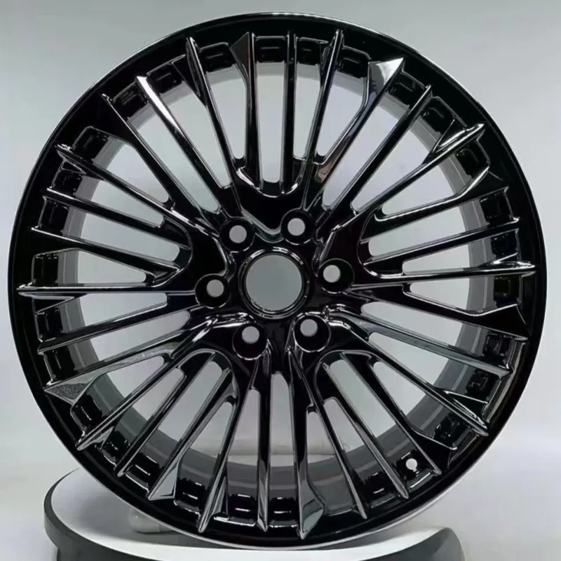 18-22 Inch Aluminum Wheel Multi-Bolt Pattern — 18–22"  ·  112mm  ·  cast