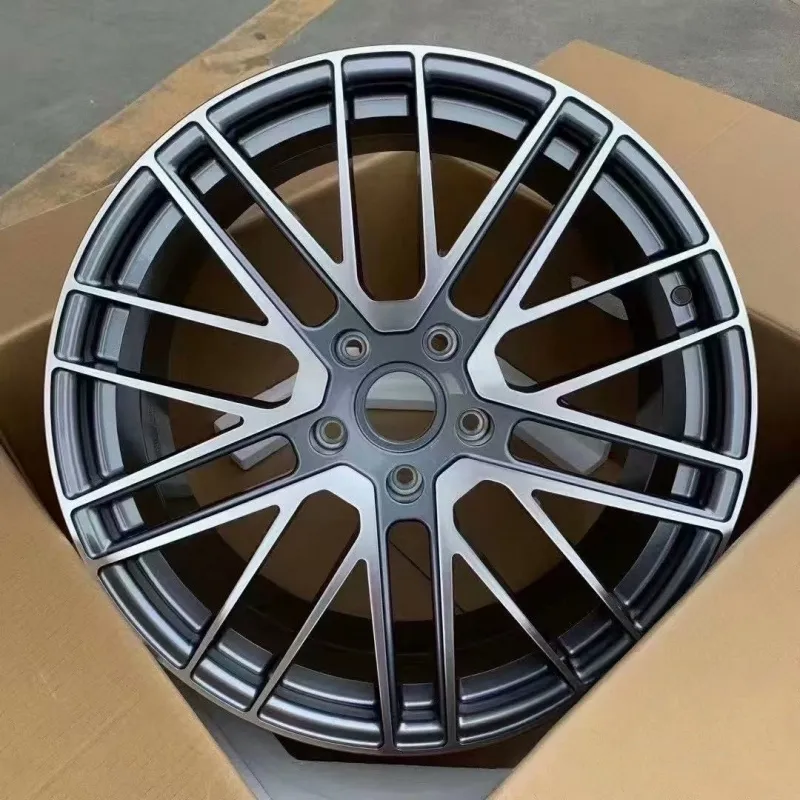 Cast Aluminum Wheel 21 inch 5x130 — 21"  ·  5x130  ·  cast