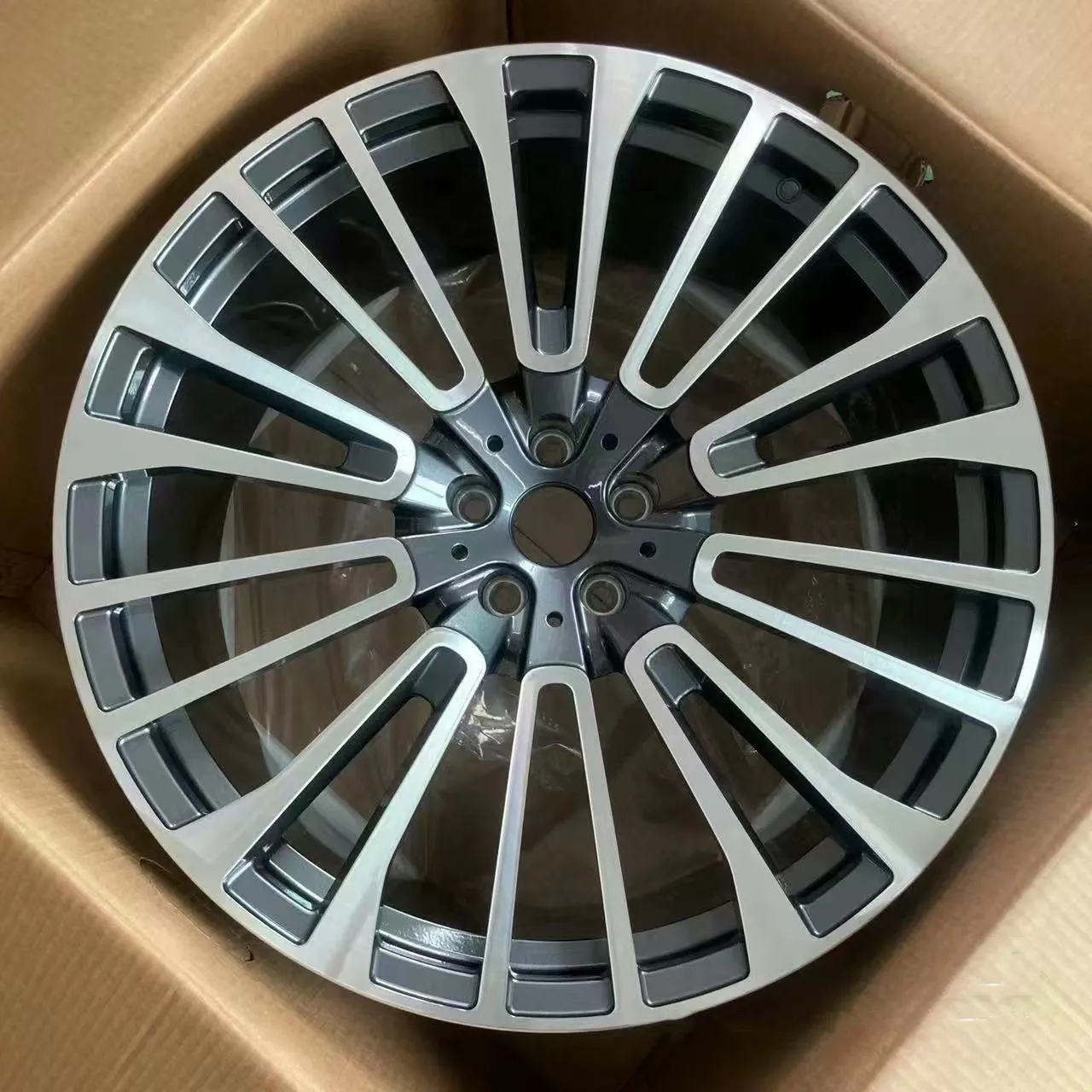 Multi Spoke Aluminum Alloy Wheel 5-Lug — 18–22"  ·  112mm  ·  cast