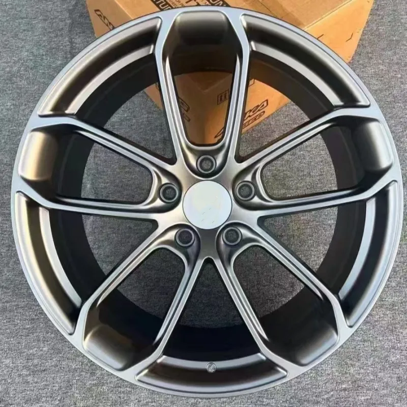 Multi Spoke Aluminum Alloy Wheel — 18–22"  ·  112mm  ·  cast