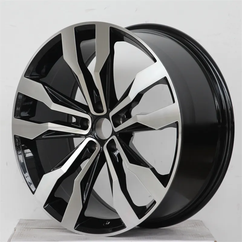 21-Inch 5x112 Cast Aluminum Wheel — 21"  ·  5x112  ·  cast