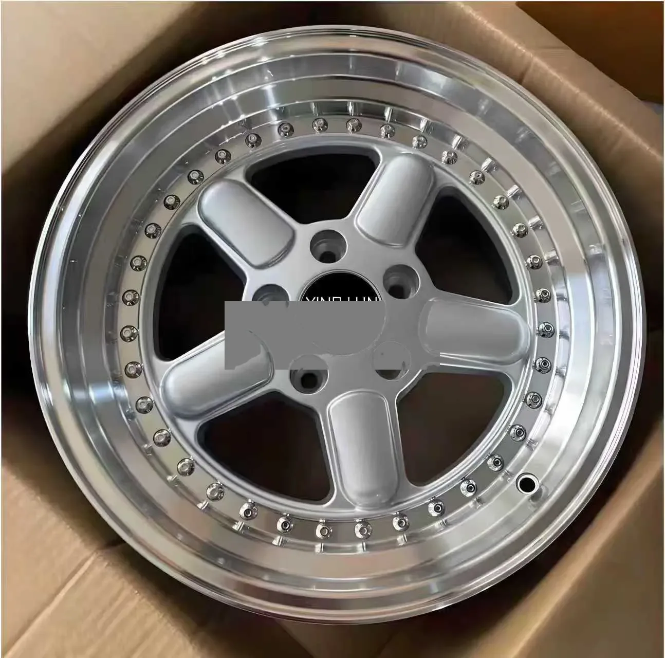 Silver Aluminum Alloy Wheel 17in 5x120 — 17"  ·  5x120  ·  cast
