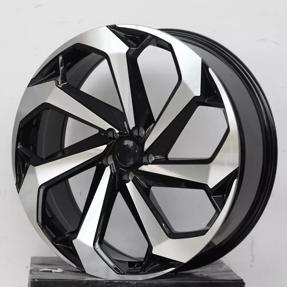 22-Inch Multi Spoke Aluminum Wheel — 22"  ·  5x100  ·  cast