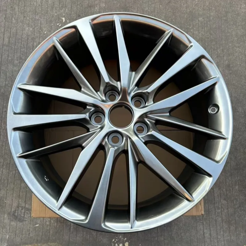 18-Inch Aluminum Alloy Wheel 5x114.3 ET50 — 18"  ·  5x114.3  ·  cast