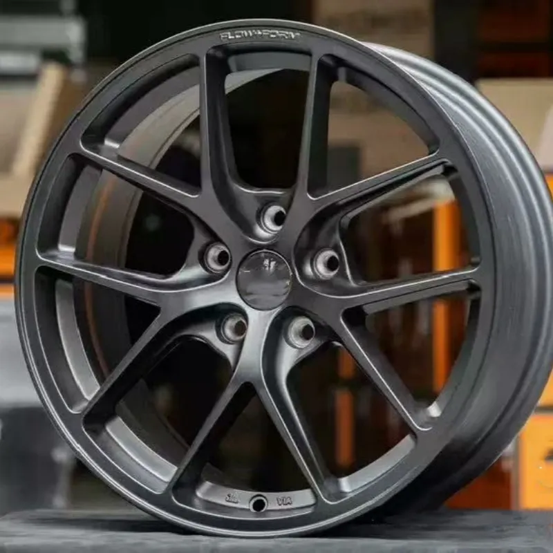 Multi-Spoke Aluminum Alloy Wheel 18-22 Inch — 18–22"  ·  112mm  ·  cast