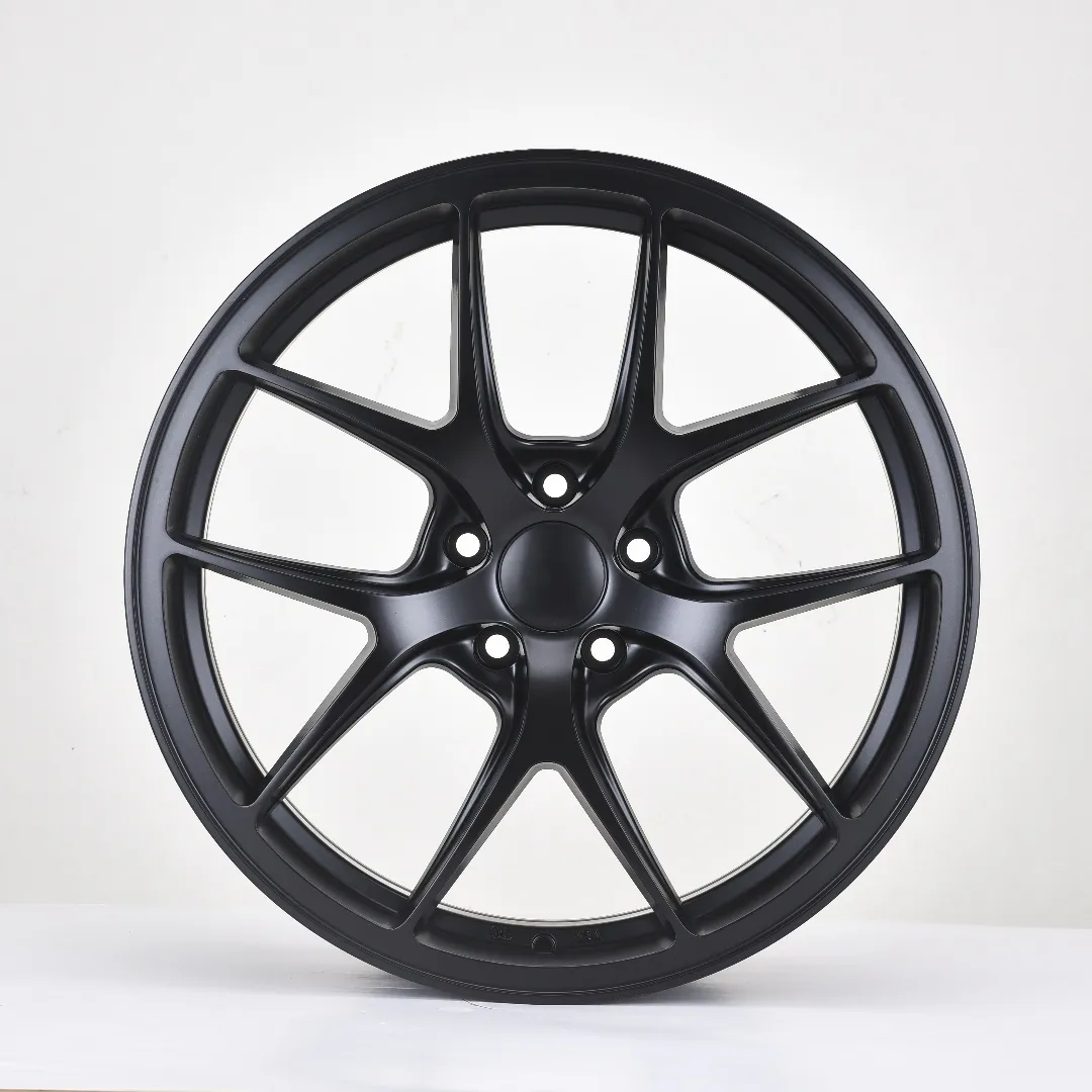 18 Inch Aluminum Alloy Wheel 5x114.3 — 18"  ·  5x114.3  ·  cast