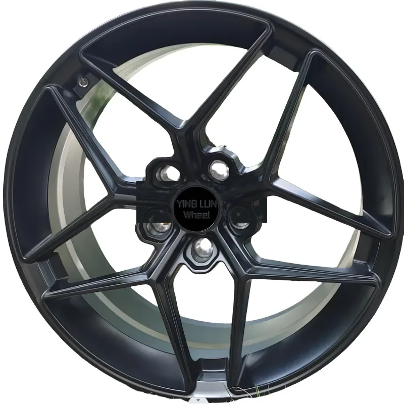 18-Inch Deep Dish Aluminum Wheel — 18"  ·  5x120  ·  cast