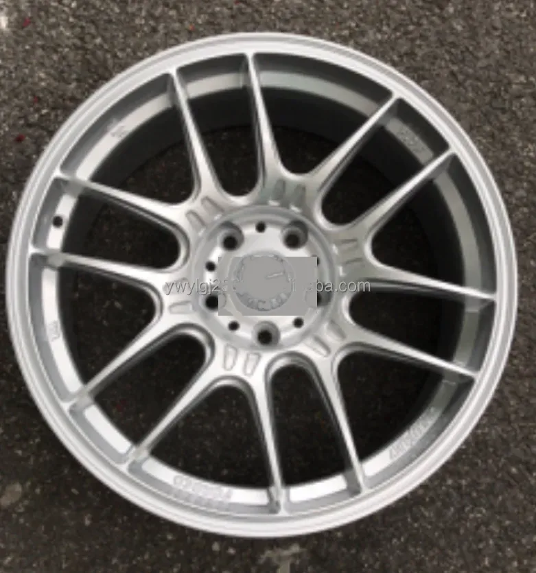 18-Inch 5x114.3 Cast Aluminum Alloy Wheel — 18"  ·  5x114.3  ·  cast