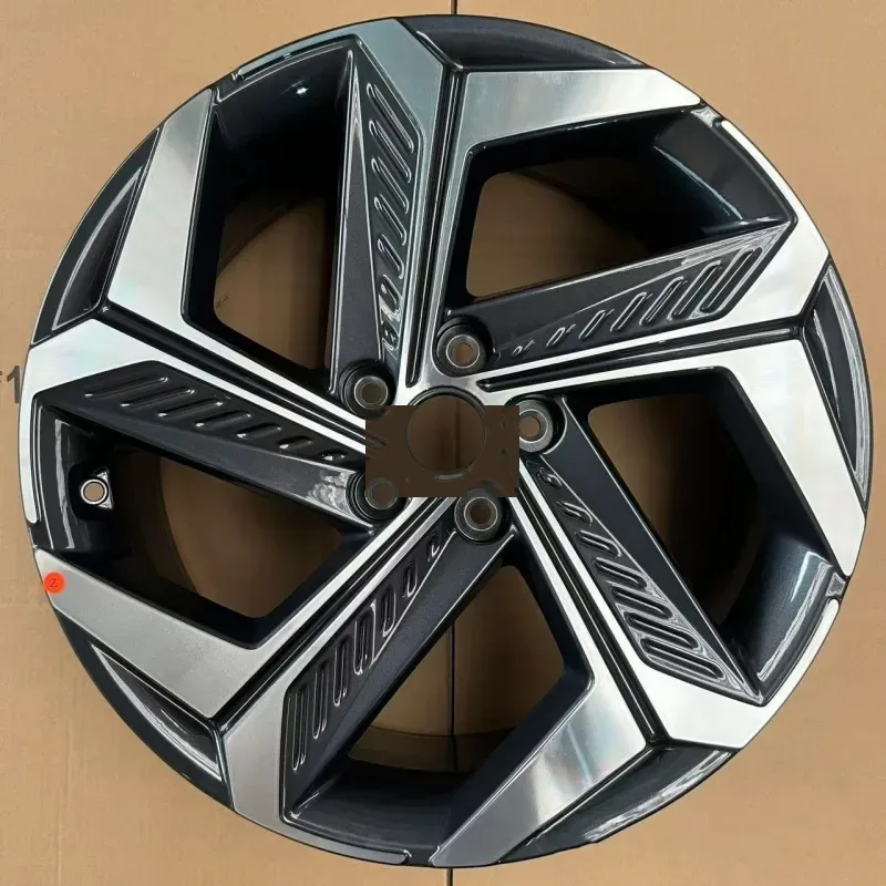 19 Inch Multi Spoke Aluminum Wheel — 18–22"  ·  5x114.3  ·  cast