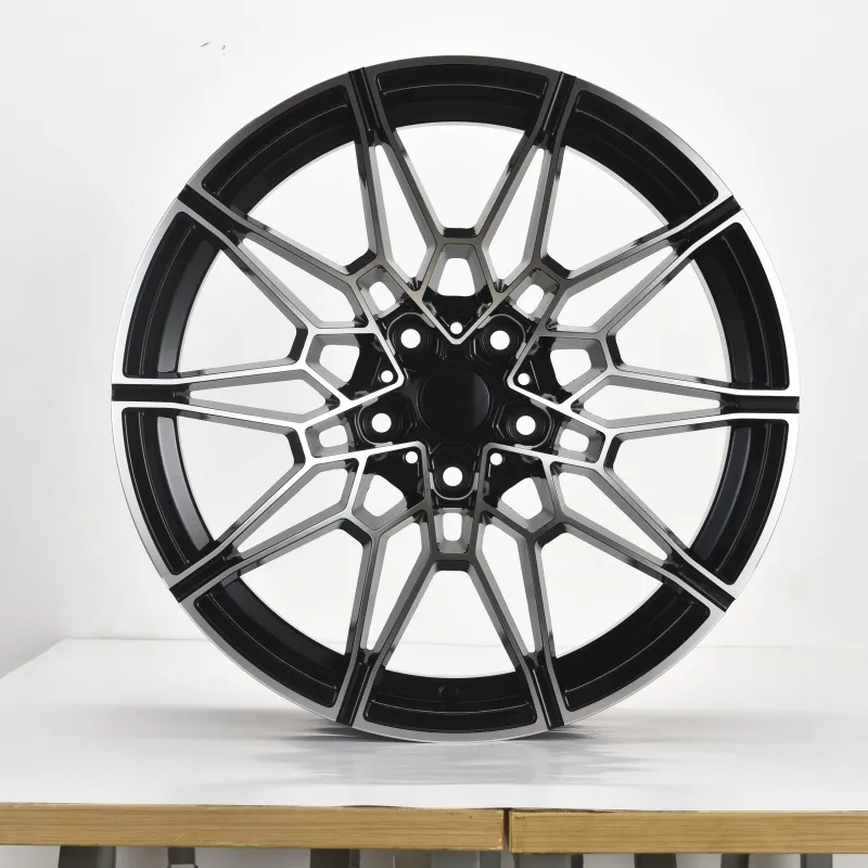 19 Inch 5x112 Cast Aluminum Wheel — 19"  ·  5x112  ·  cast
