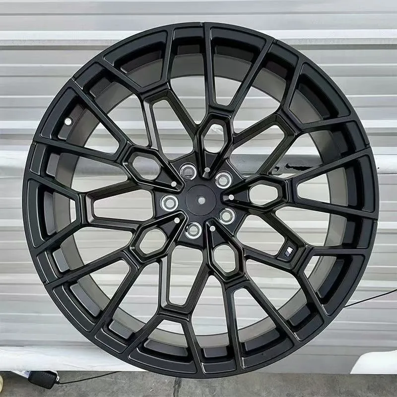 Multi Spoke Aluminum Wheel 18-22 Inch 5x112 — 18–22"  ·  5x112  ·  cast