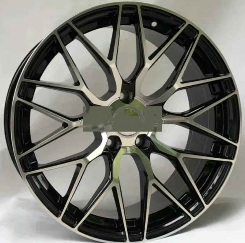 18-Inch Mesh Design Wheel 5x114.3 — 18"  ·  5x114.3  ·  cast