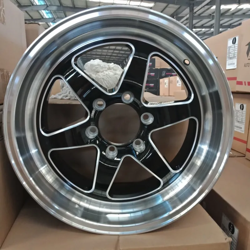 18-Inch Aluminum Alloy Wheel 5x114.3 — 18"  ·  5x114.3  ·  cast