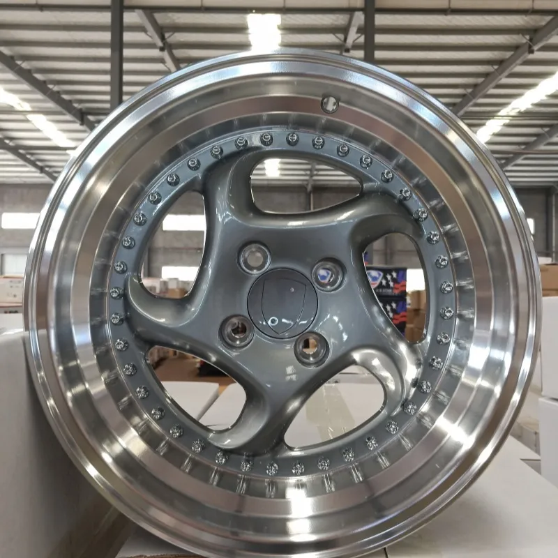 15 Inch Cast Alloy Wheel 4x100/4x114.3 — 15"  ·  4x100  ·  cast