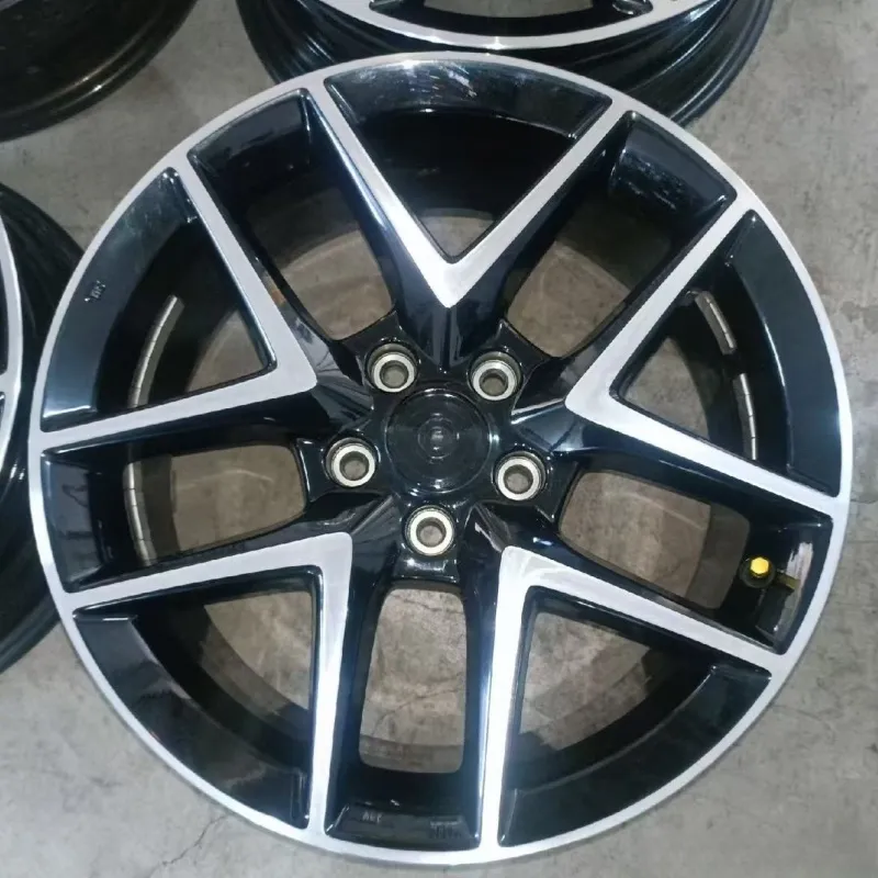 Multi Spoke Aluminum Alloy Wheel 5x114.3 — 18–22"  ·  5x114.3  ·  cast