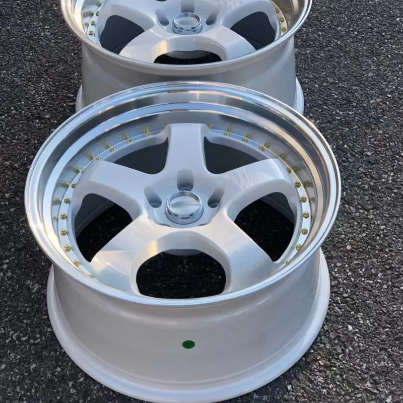 Multi Spoke 5 Spoke Wheel — 18–19"  ·  5x120  ·  cast