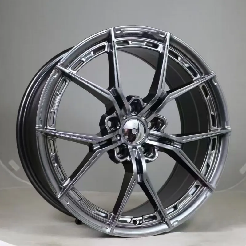 18-Inch Multi-Spoke Aluminum Wheel — 18–22"  ·  112mm  ·  cast