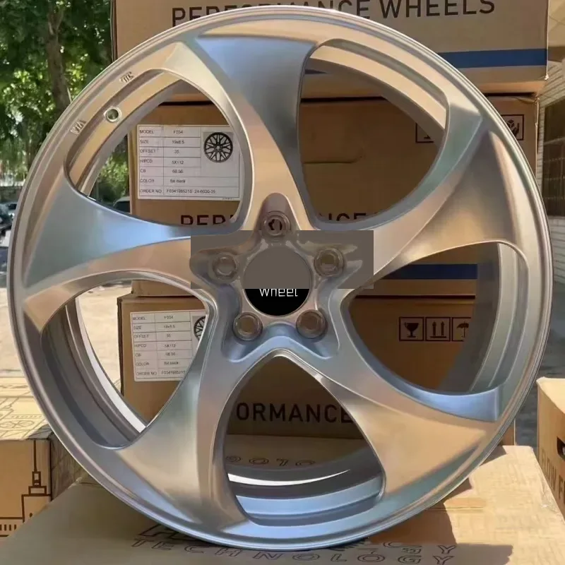 Five-Spoke Cast Wheel 18-22 inch Multi-Pattern — 18–22"  ·  5x112  ·  cast